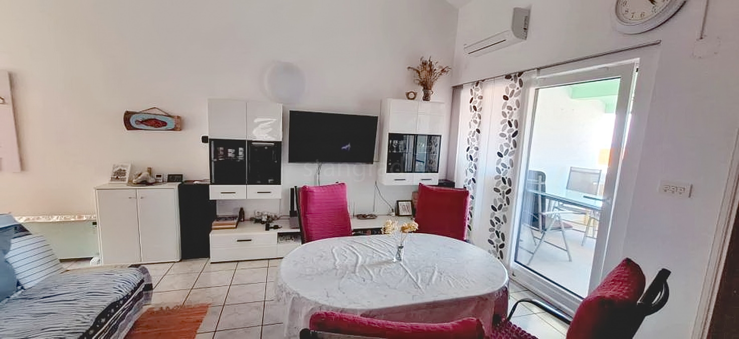 1 bedroom apartment in Malinska-Dubašnica, Croatia – 103536