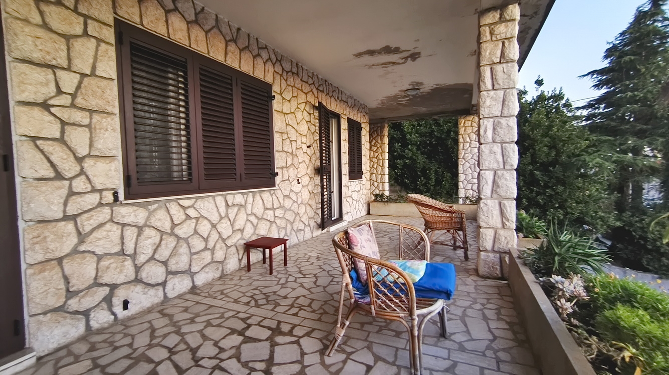 3 bedroom apartment in Crikvenica, Croatia – 103533