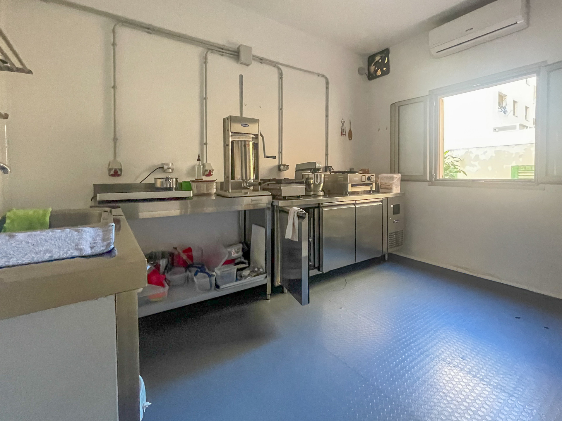 Commercial Premises in Eivissa, Islas Baleares, Spain – 428-04929P