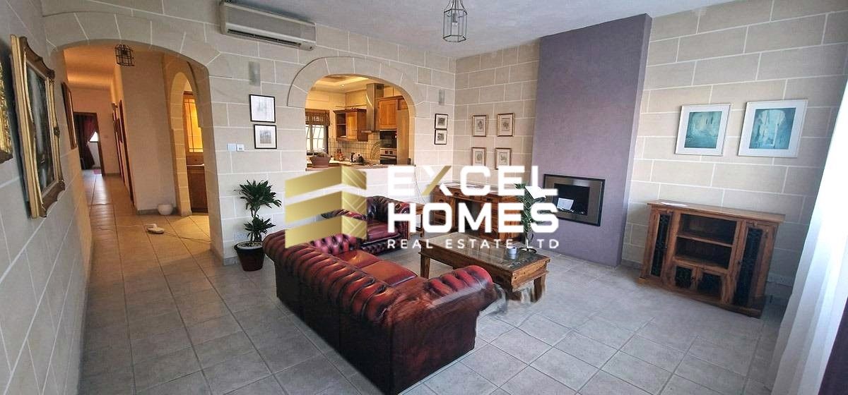 3 bedroom Maisonette in Mellieha, Malta – 64743