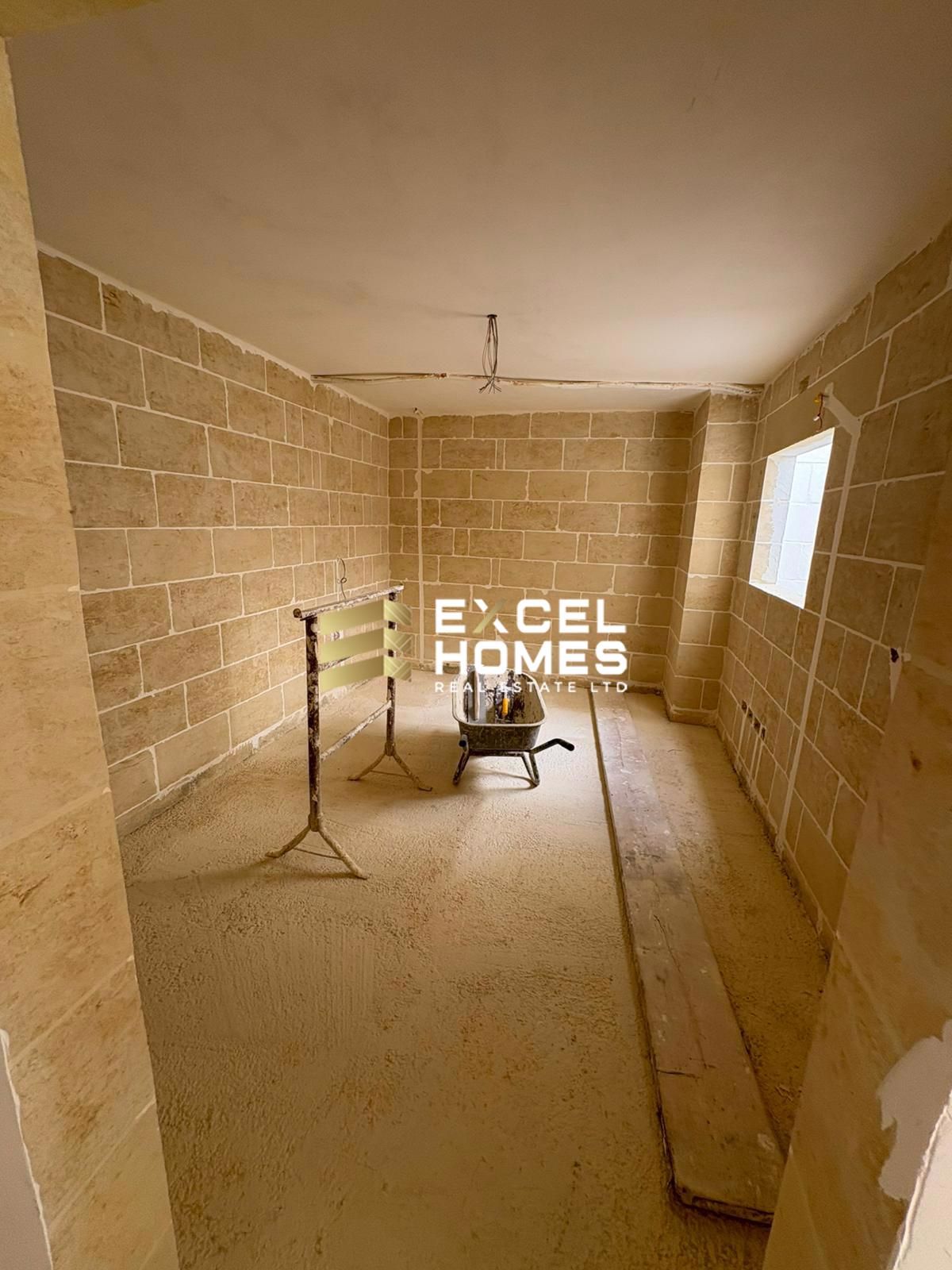 3 bedroom Apartment in Munxar, Malta – 64741