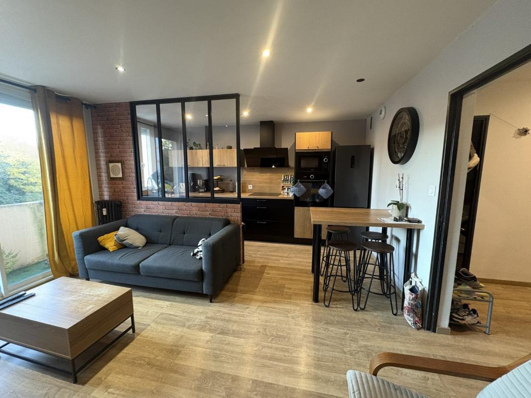 2 bedroom t3 in Millau, Aveyron, France – E84FE72D1E634757