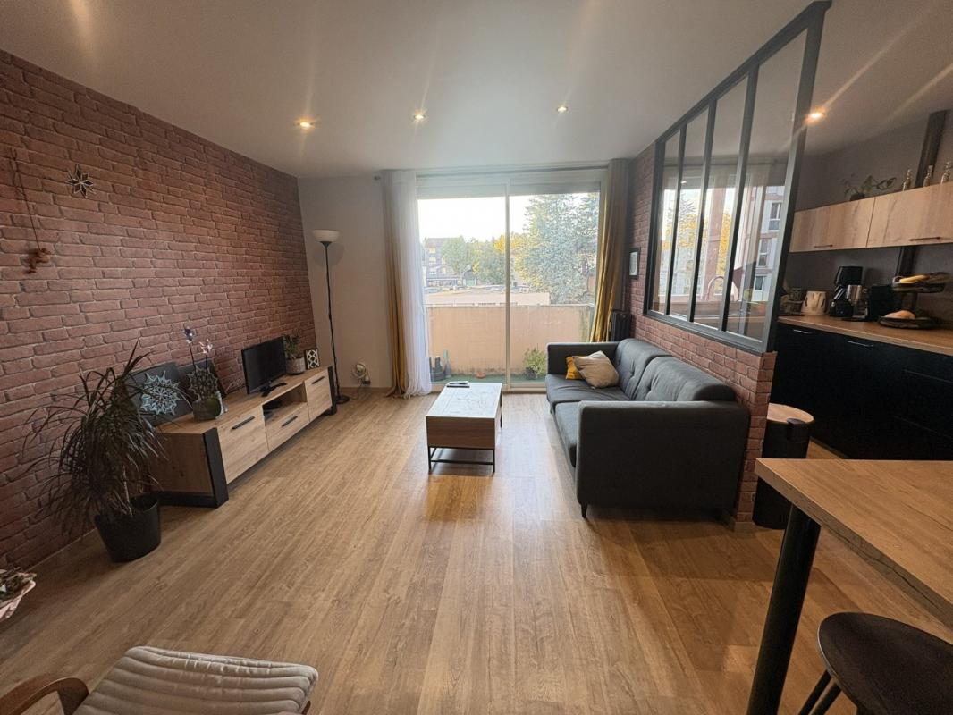 2 bedroom t3 in Millau, Aveyron, France – E84FE72D1E634757