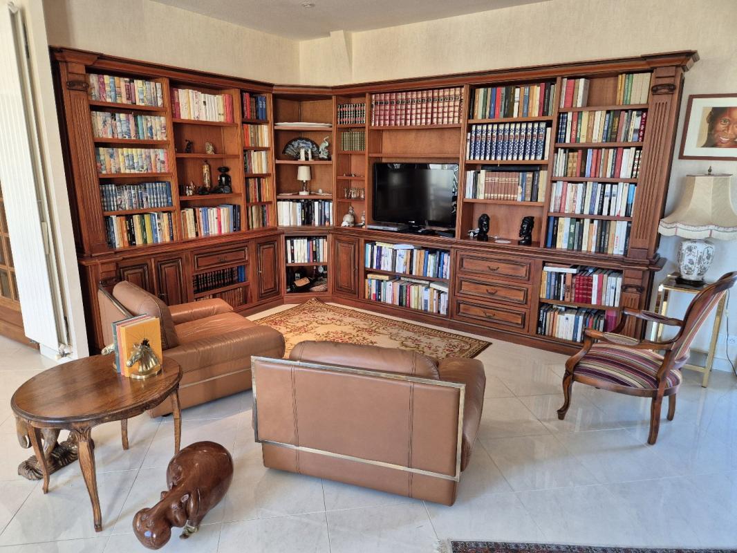 3 bedroom duplex/triplex in Foix, Ariège, France