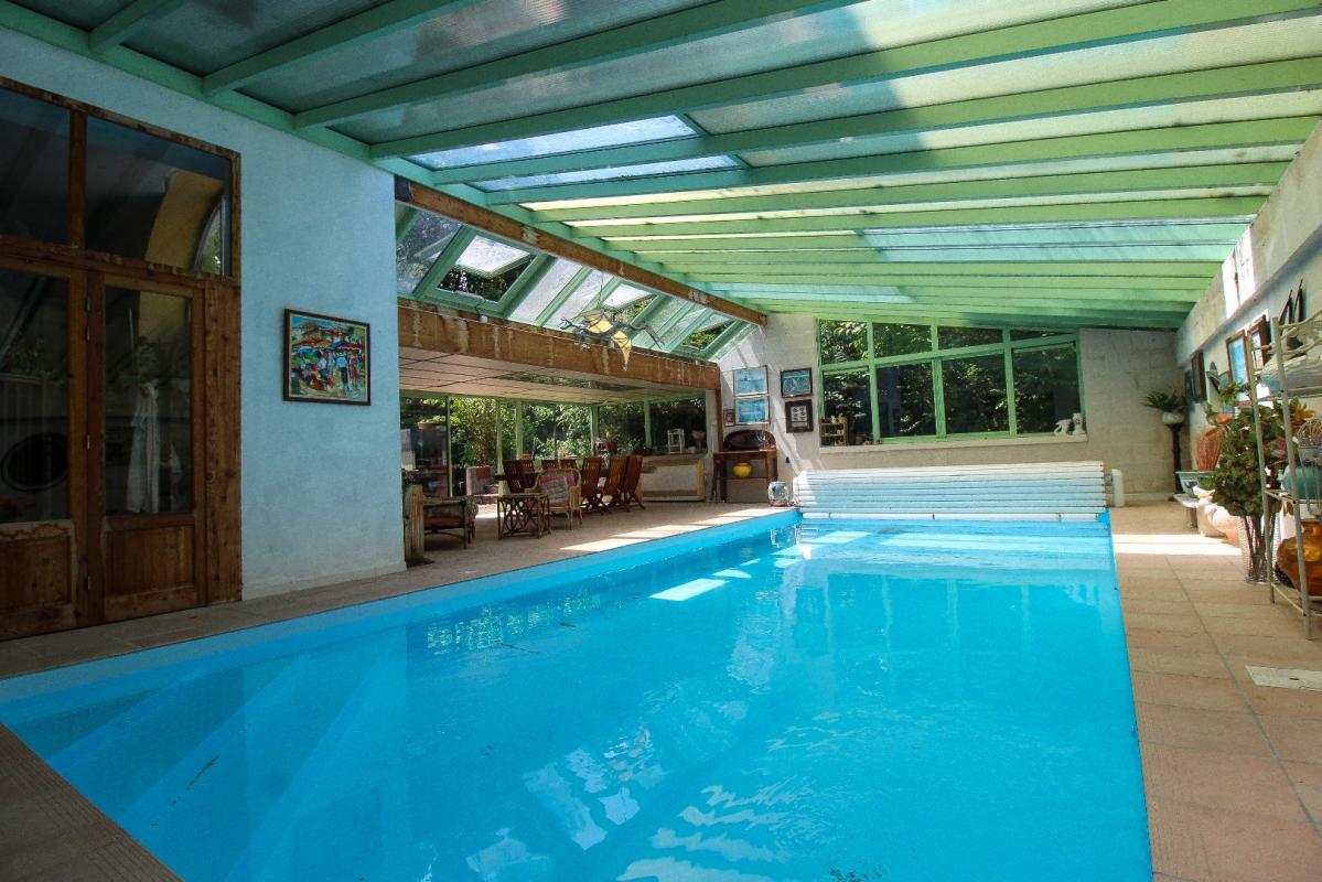 8 bedroom chateau in Castelsarrasin, Tarn-et-Garonne, France – D5CB4133A9834FDF