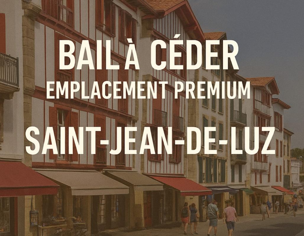 divers commerces in Saint Jean De Luz, Pyrénées-Atlantiques, France – 96E19C1088FE4AC7