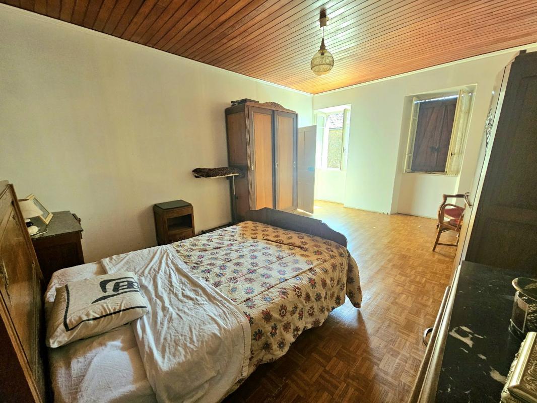 6 bedroom corps de ferme in Previnquieres, Aveyron, France – 580DCB4D3C764E5A