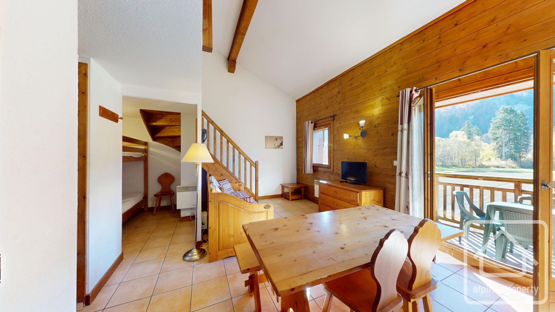 South Facing Duplex 1 Bedroom Plus Bunk Room In Samoens, Comfortably Sleeping 4, Sold Furnished. – NANTDANT