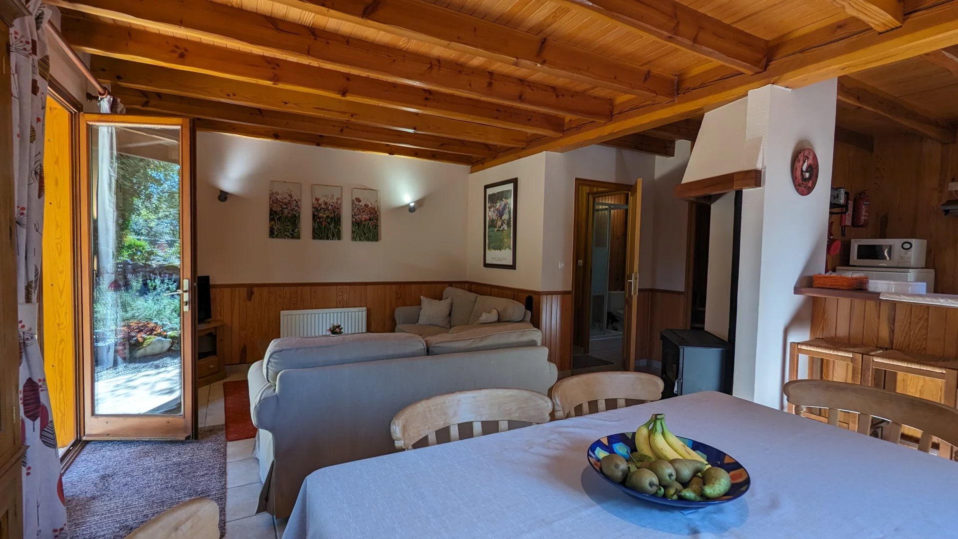Spacious 3 bed wooden chalet situated on golf course close to Sarlat, Midi-Pyrénées – France – BVI72154