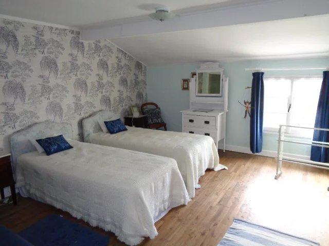 Charming 3 bedroom village house with a sunny courtyard garden and parking, Poitou-Charentes – France – BVI82975