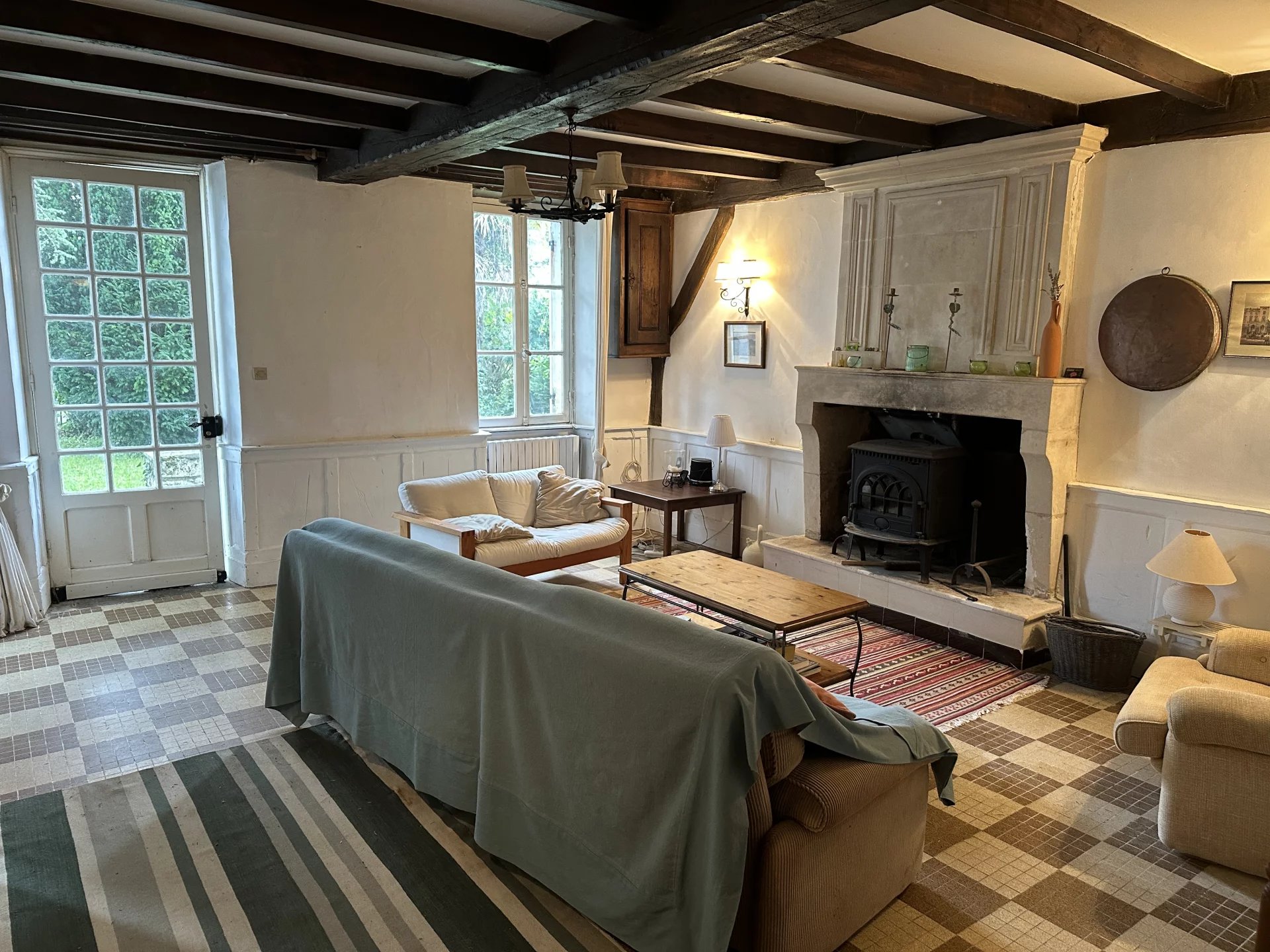 Charming 3 Bed Village Property Close to Jonzac, Poitou-Charentes – France – BVI83291