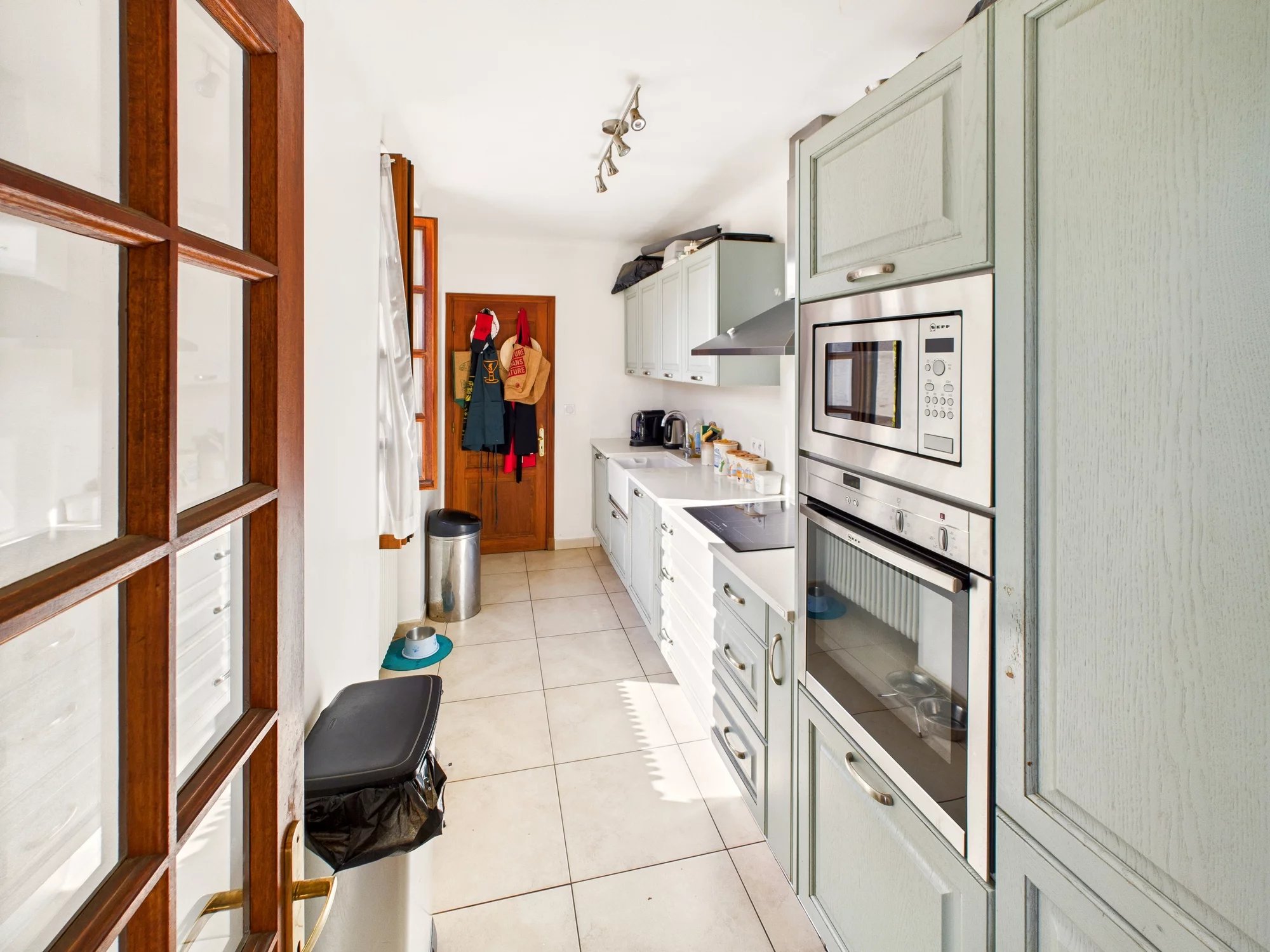 Sector Vers, Lot valley, 3 bedroomed stone house with apartment & 1,1 ha of land, Midi-Pyrénées – France – BVI83364