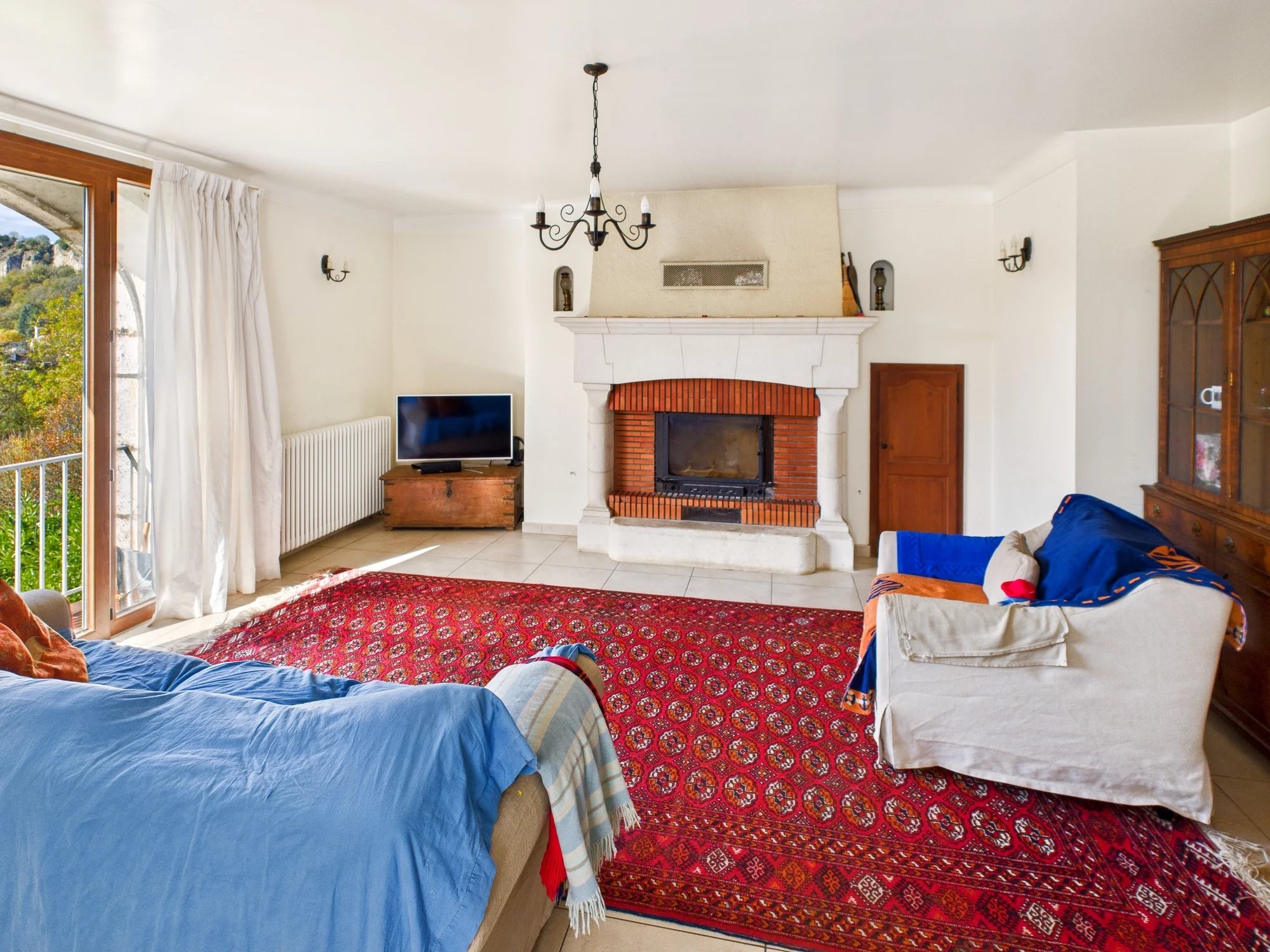 Sector Vers, Lot valley, 3 bedroomed stone house with apartment & 1,1 ha of land, Midi-Pyrénées – France – BVI83364