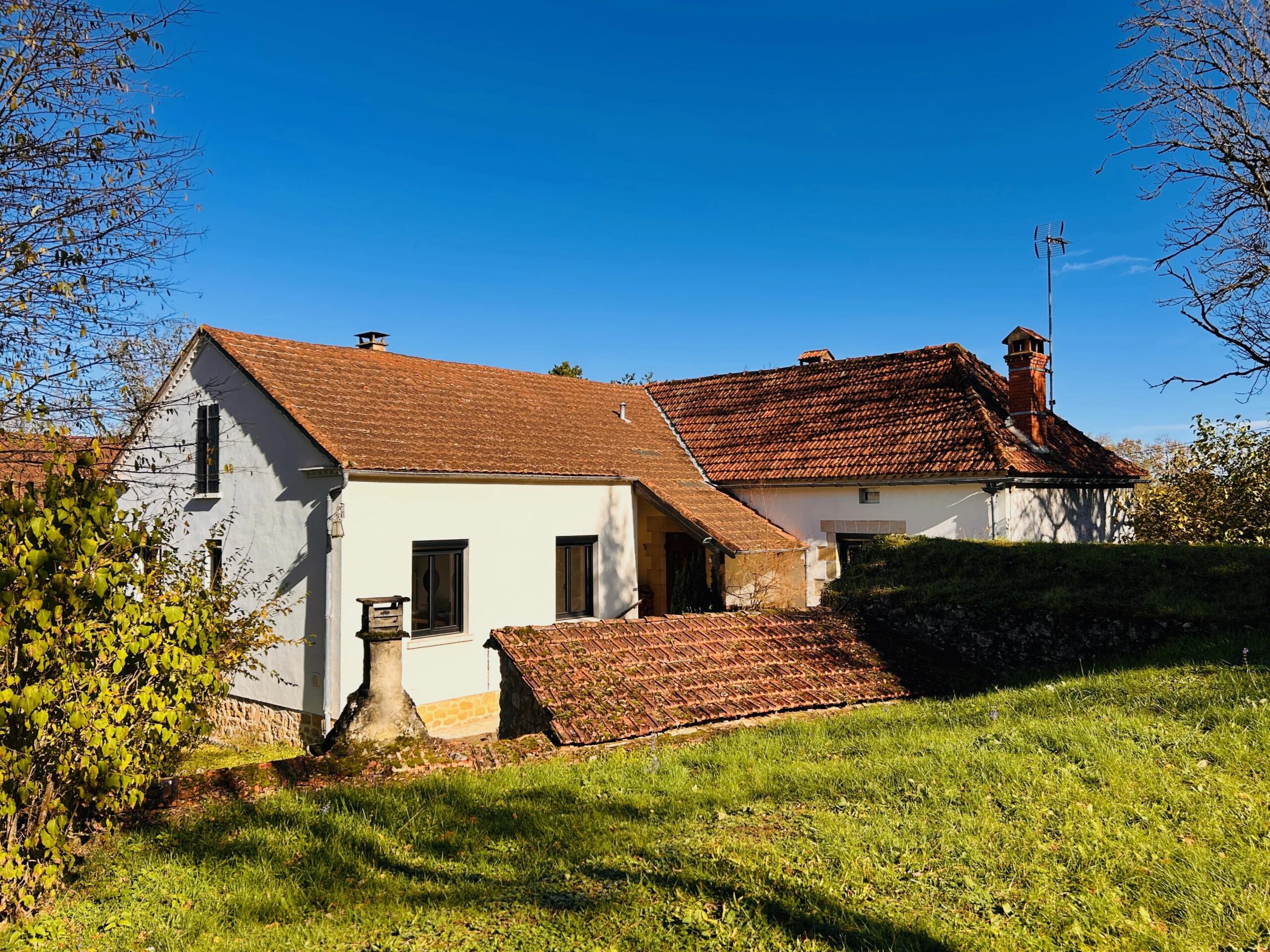 Renovated Stone House with Barn and Land on the Dordogne–Lot Border, Midi-Pyrénées – France – BVI82637