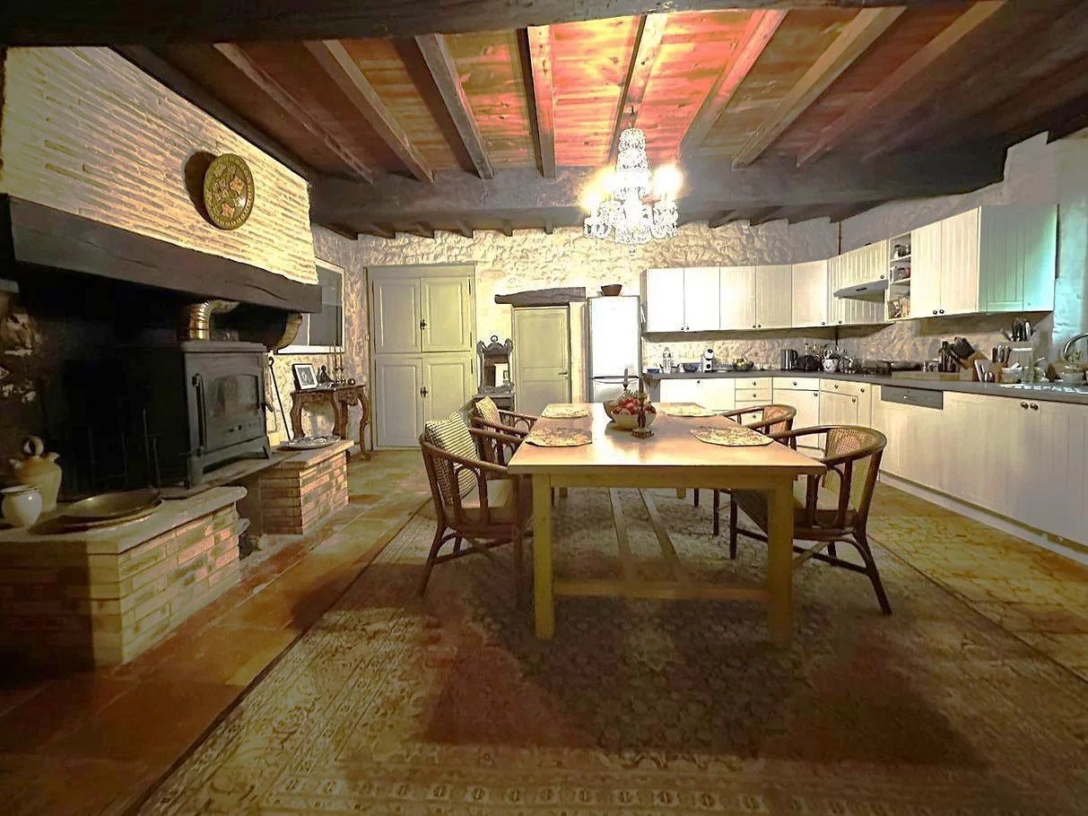 3 bed stone cottage, nestled in a haven of tranquility, Aquitaine – France – BVI76557