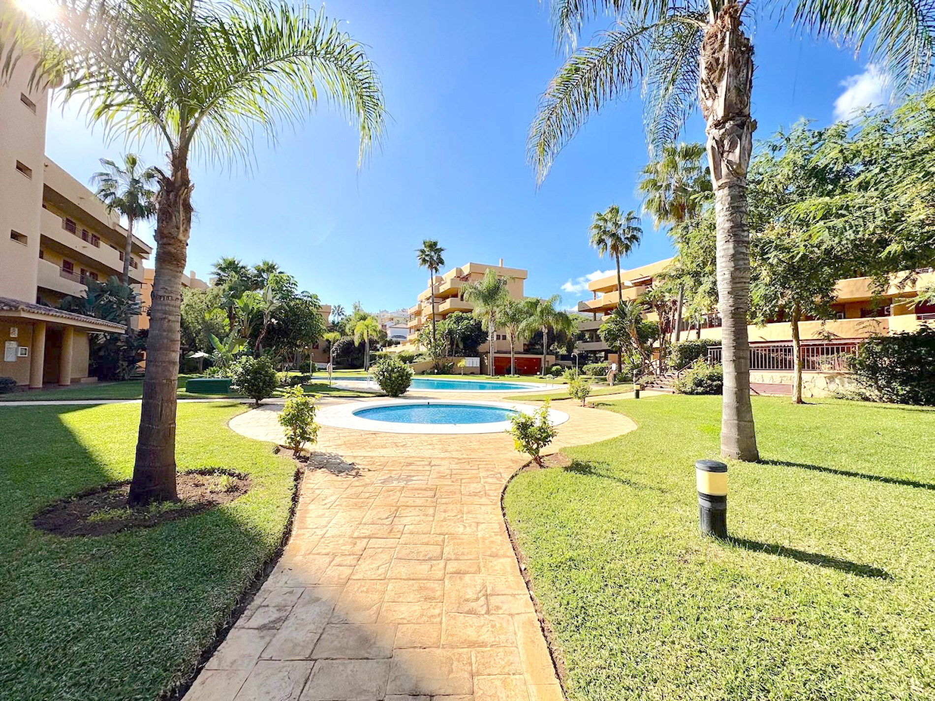 3 bedroom Apartment in Mijas Costa, Malaga, Spain – 428-05049P