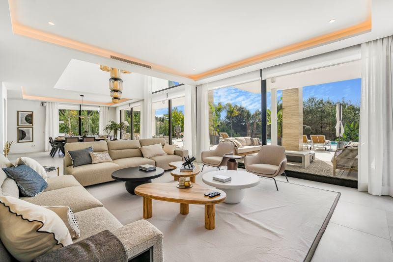 6 bedroom Villa in Marbella, Malaga, Spain – 428-04339D