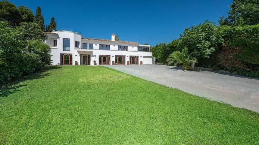 8 bedroom Villa in San Pedro De Alcantara, Malaga, Spain – 428-05061P