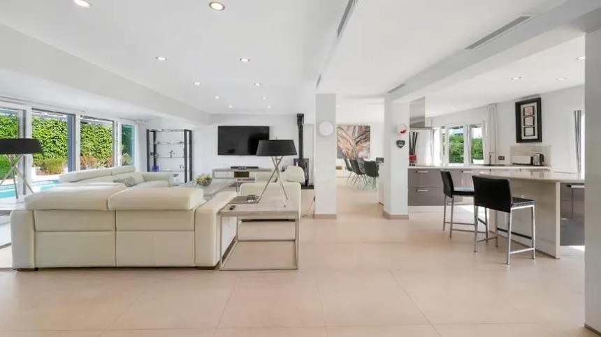 8 bedroom Villa in San Pedro De Alcantara, Malaga, Spain – 428-05061P