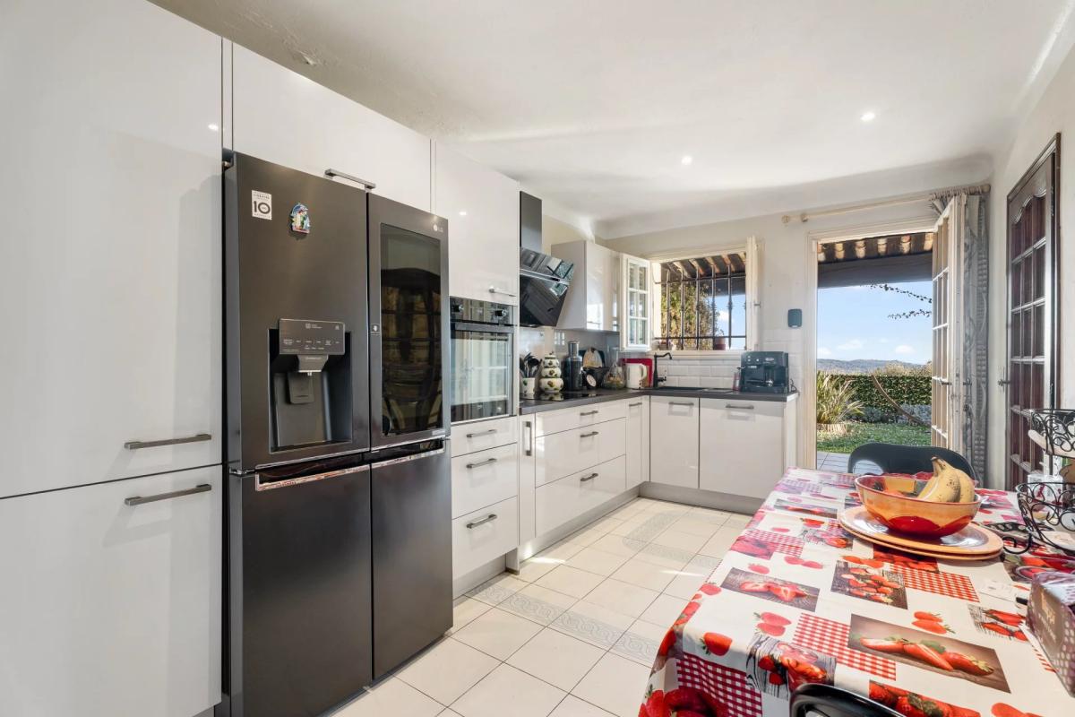 3 bedroom villa in Grasse, Alpes-Maritimes, France – 12030394654