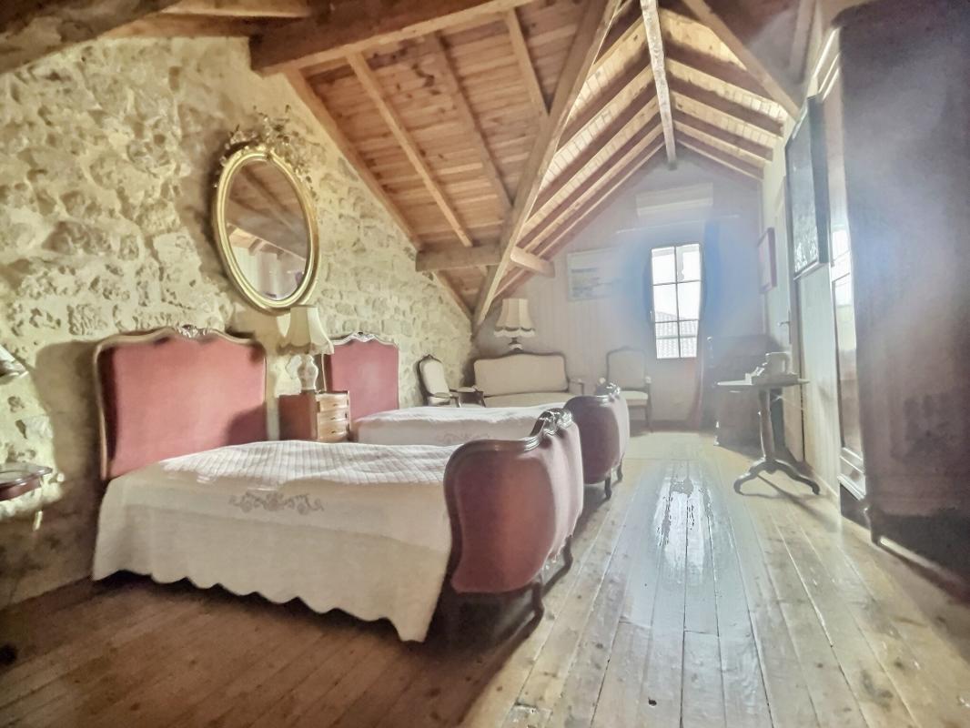 4 bedroom maison de ville in Rauzan, Gironde, France – 12009394513