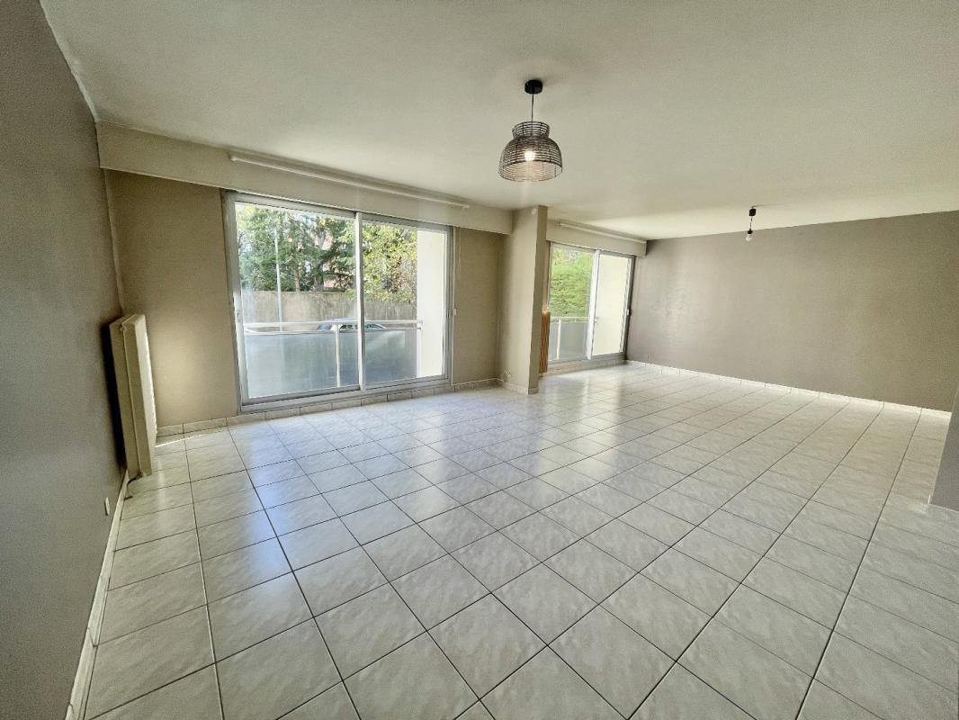 2 bedroom t3 in Millau, Aveyron, France – 672968DB84FC4F1E