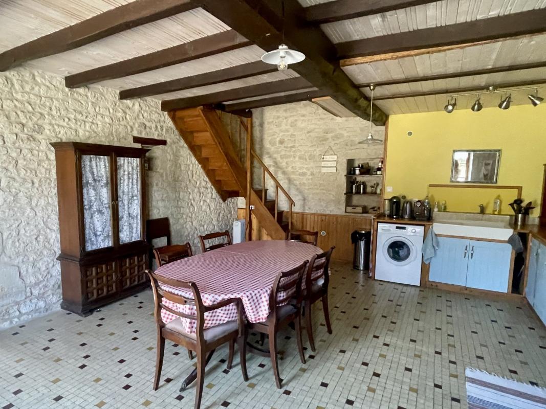3 bedroom maison in Saint Georges De Longuepierre, Charente-Maritime, France – 99C1E1D91F114481