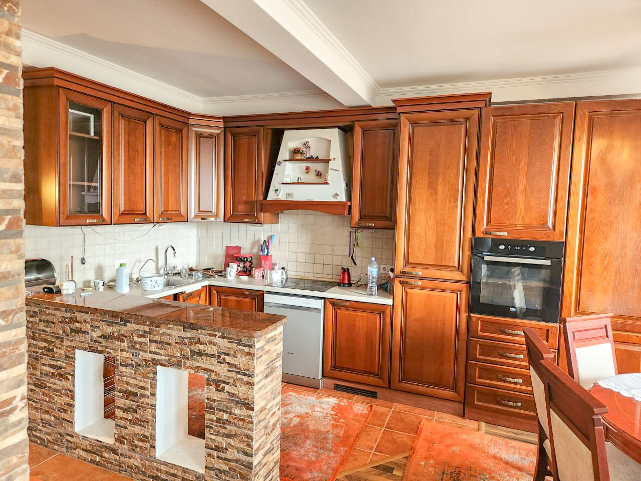 4 bedroom House in Zeleni Pojas, Montenegro – CMM53359