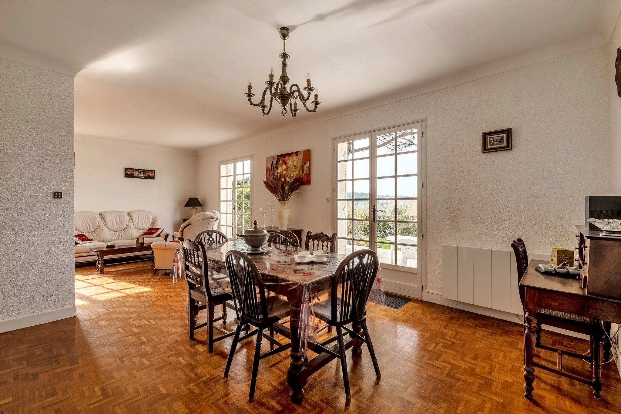 Spacious Dordogne Home with Pool, Garden and Stunning Valley Views – Walk to Le Bugue Centre, Aquitaine – France – BVI82530