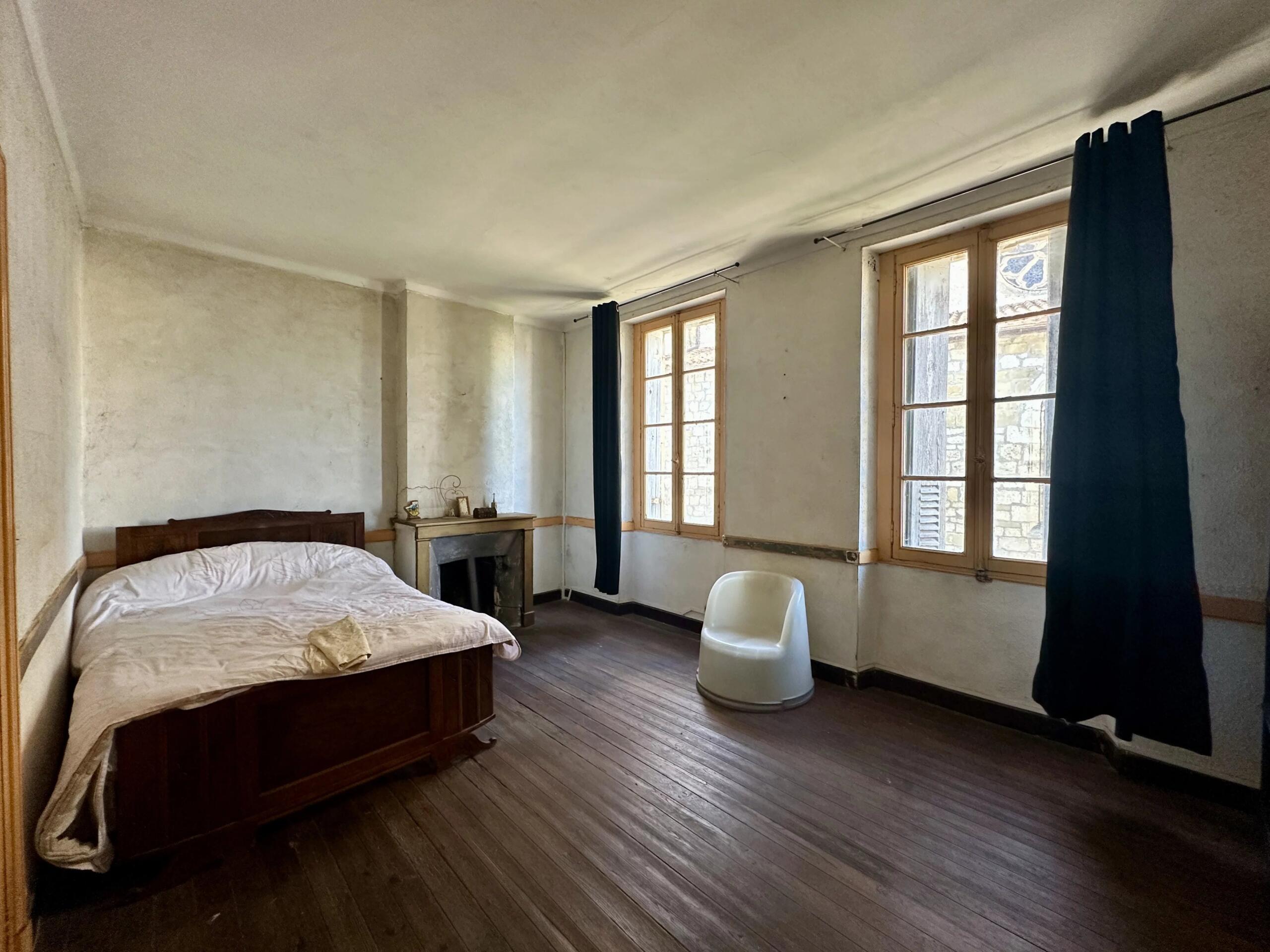 Charming Home with Great Potential – Near Eymet and Bergerac, Aquitaine – France – BVI83483