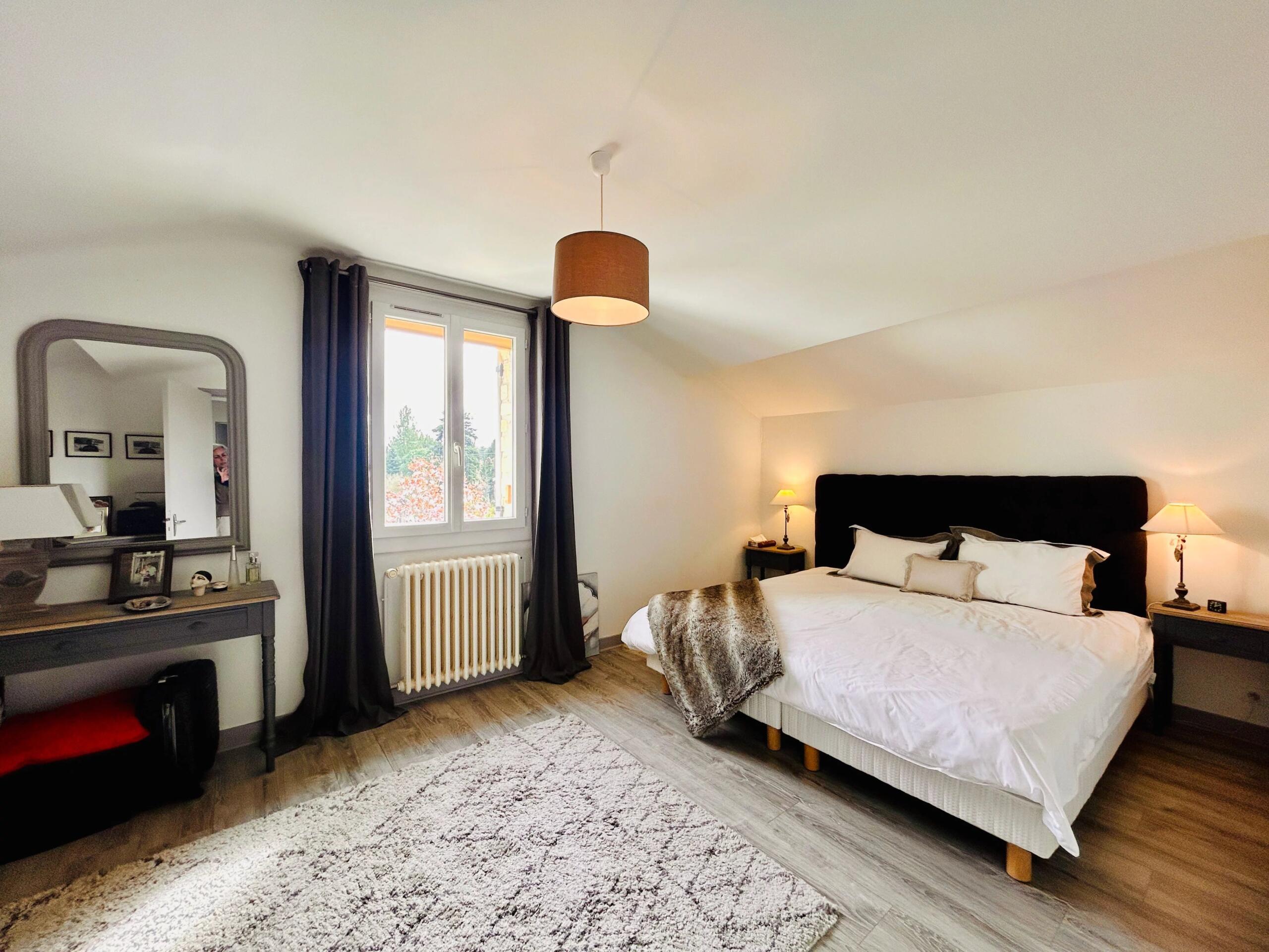 4-Bedroom house with pool and guest apartment for sale in Sarlat, Dordogne, Aquitaine – France – BVI79549