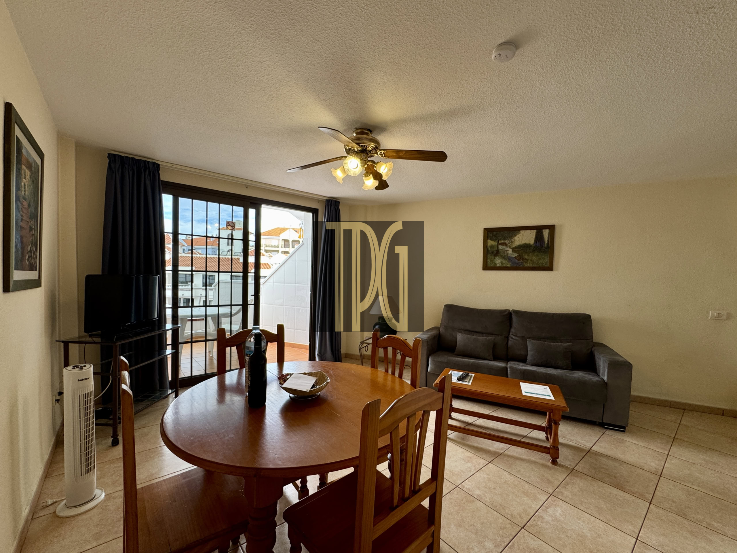 1 Bedroom Apartment for Sale in Los Cristianos, Arona – OPS1894R