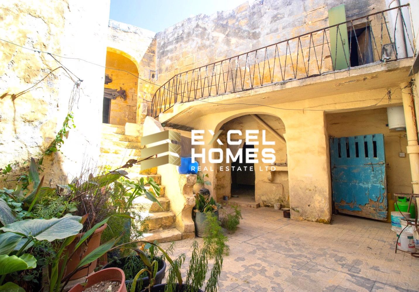 5 bedroom Character House in Siggiewi, Malta – 65242