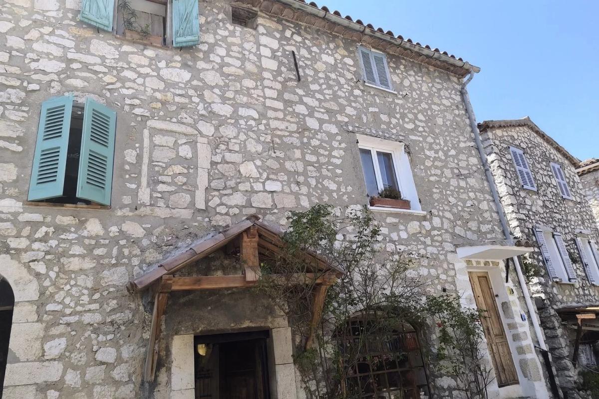 2 bedroom t3 in Gourdon, Alpes-Maritimes, France – 12030395586