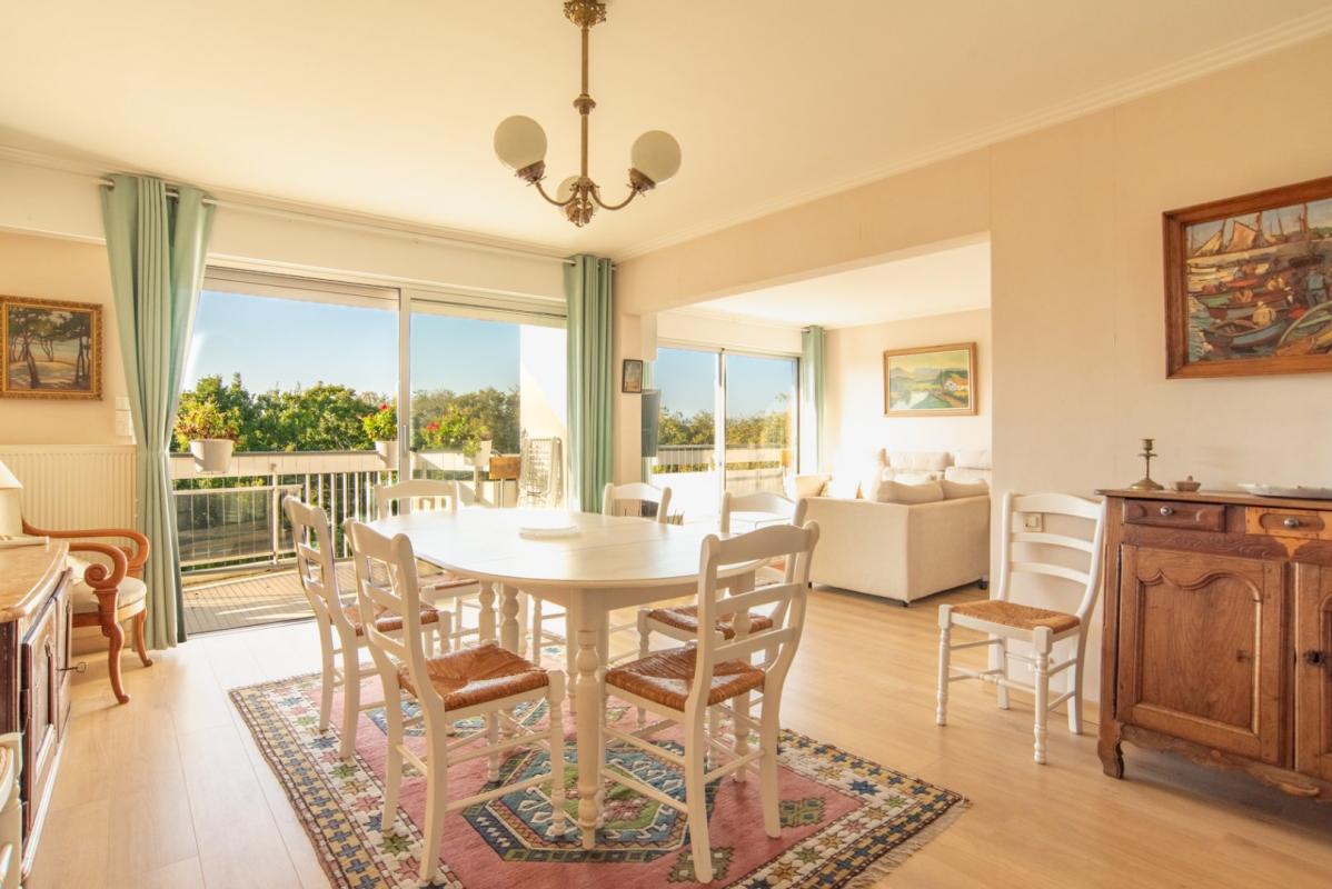 4 bedroom t6 et plus in Anglet, Pyrénées-Atlantiques, France