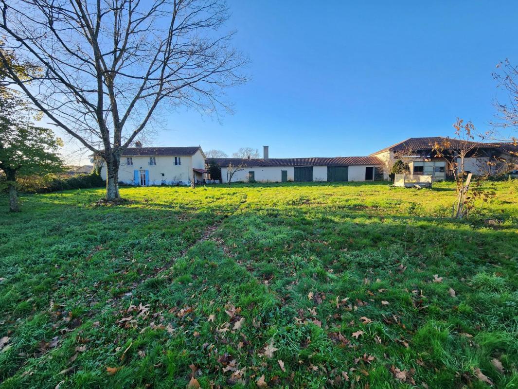 4 bedroom maison in Availles Limouzine, Vienne, France – 6AD7FC2C9F234403