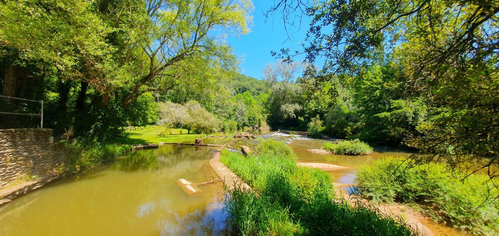 6 bedroom moulin in Rignac, Aveyron, France – 1601F05F907F4930