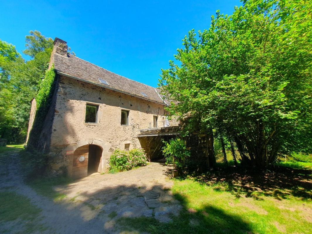 6 bedroom moulin in Rignac, Aveyron, France