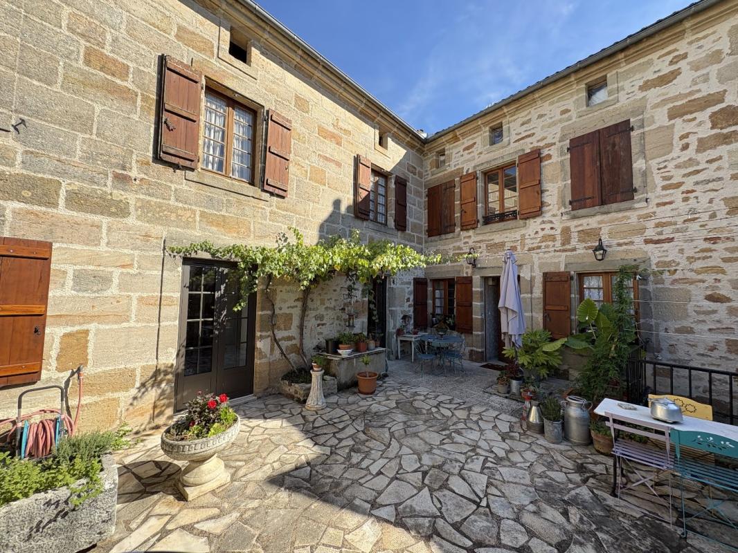 6 bedroom maison en pierres in Lacapelle Marival, Lot, France – DEC1E773A90A4D98