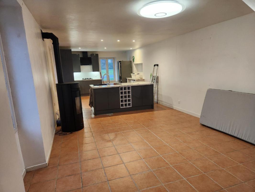 4 bedroom propriete in Asnieres Sur Blour, Vienne, France – 5162ECB3150E4CA5