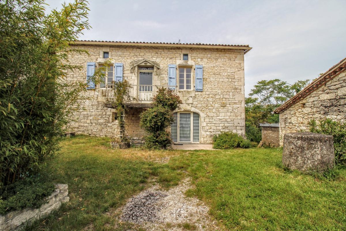 6 bedroom maison in Saint Matre, Lot, France