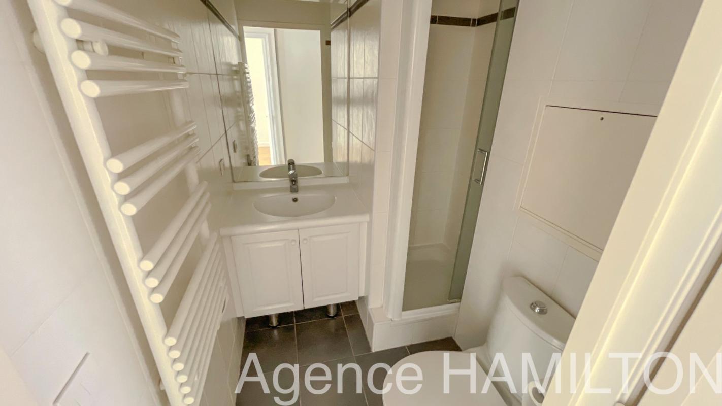 4 bedroom t5 in Garches, Hauts-de-Seine, France – 6BF5A485C6A94BB6