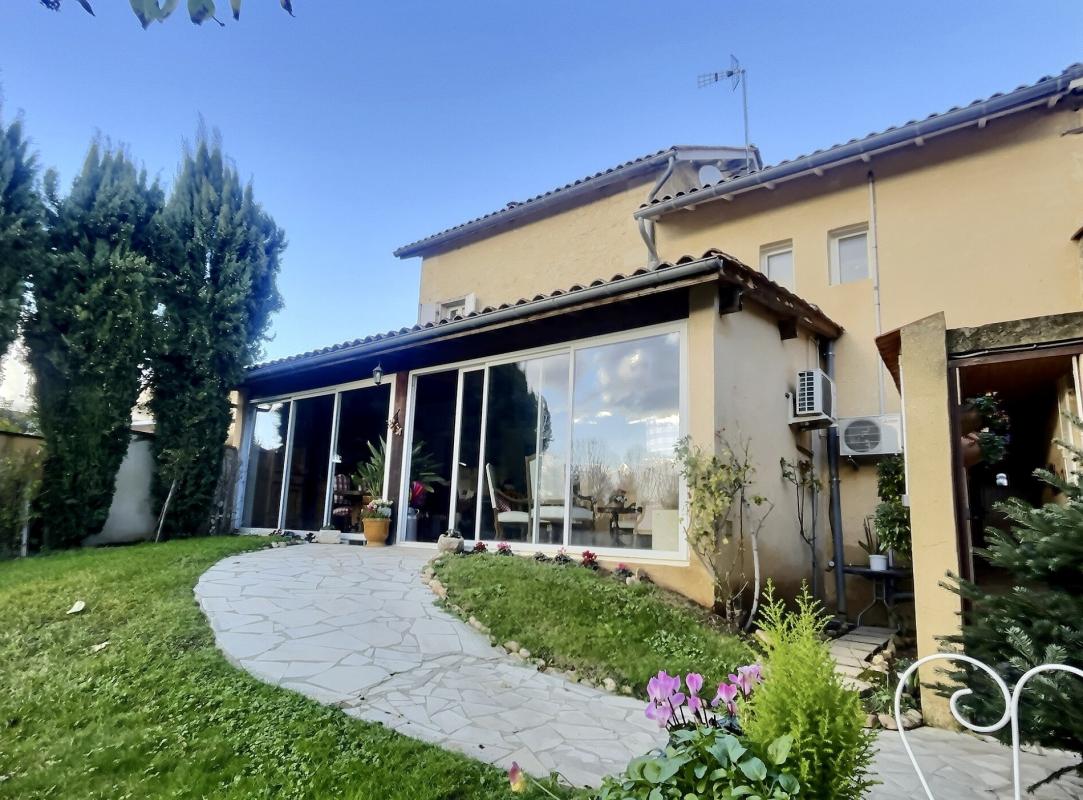 5 bedroom demeure in Rauzan, Gironde, France – 12009395124