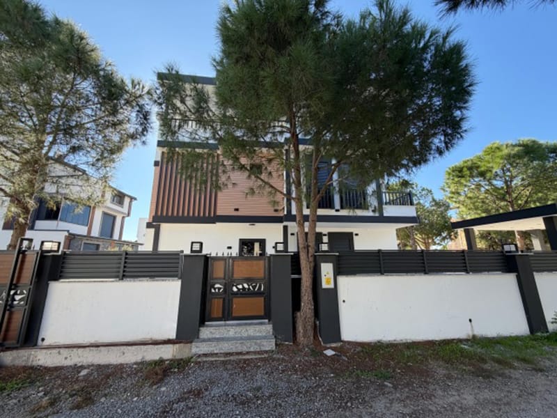 Stylish four bedroom Villa outside Altinkum – TC1932