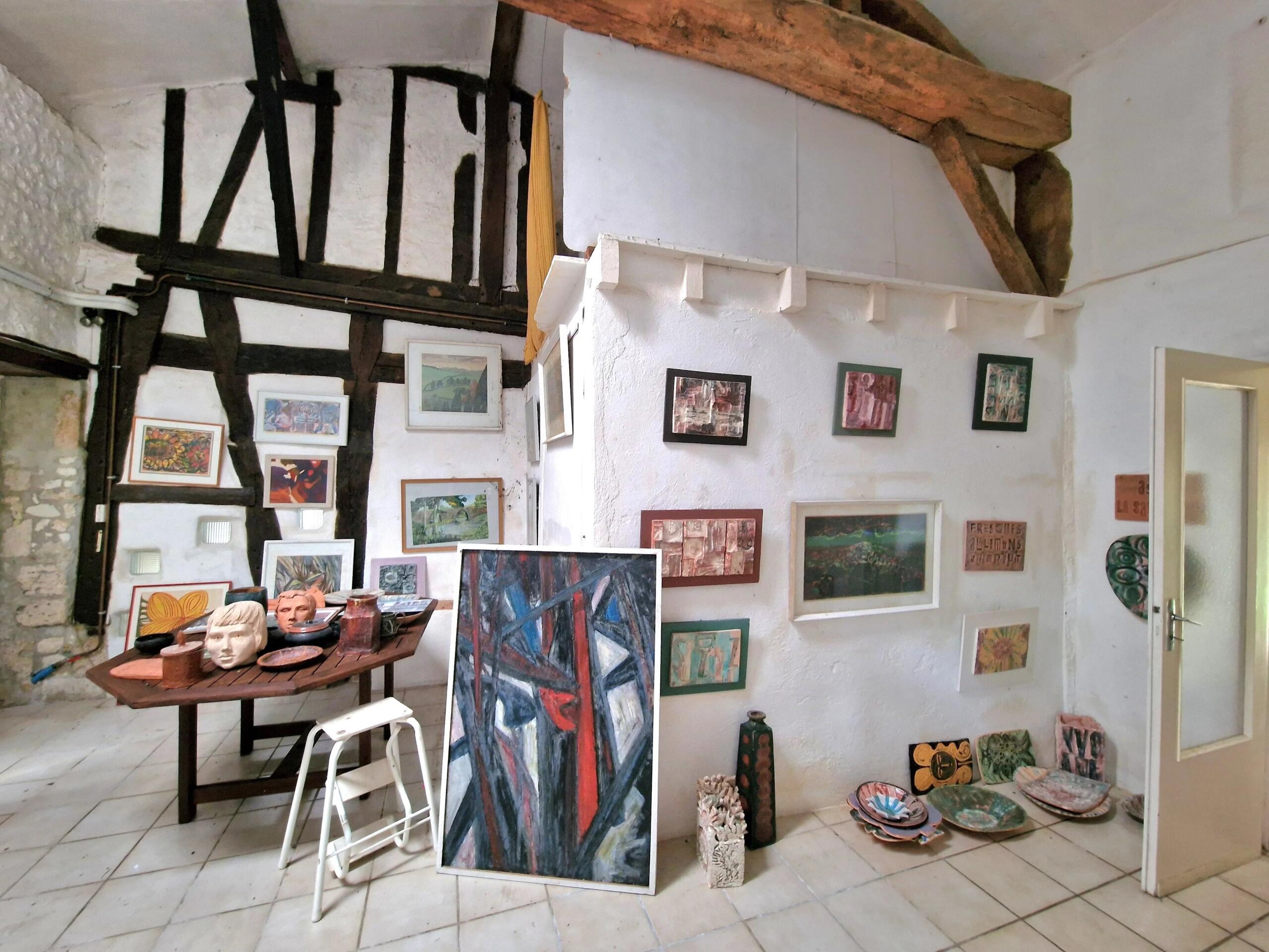 Charming stone farmhouse offering generous spaces and excellent potential, Aquitaine – France – BVI77429