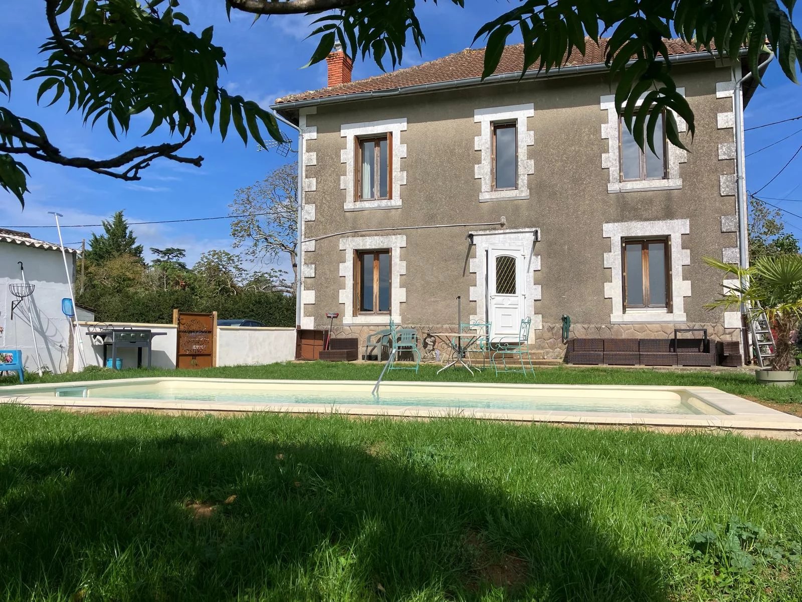 Charming spacious village house, Poitou-Charentes – France – BVI83621