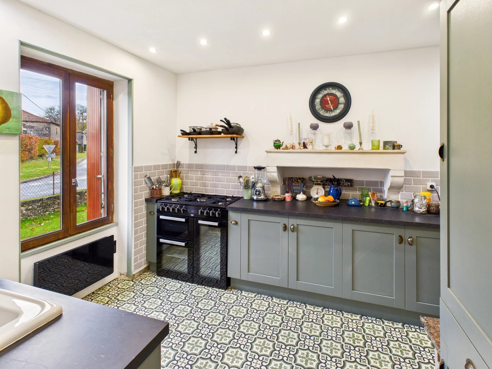 Charming spacious village house, Poitou-Charentes – France – BVI83621