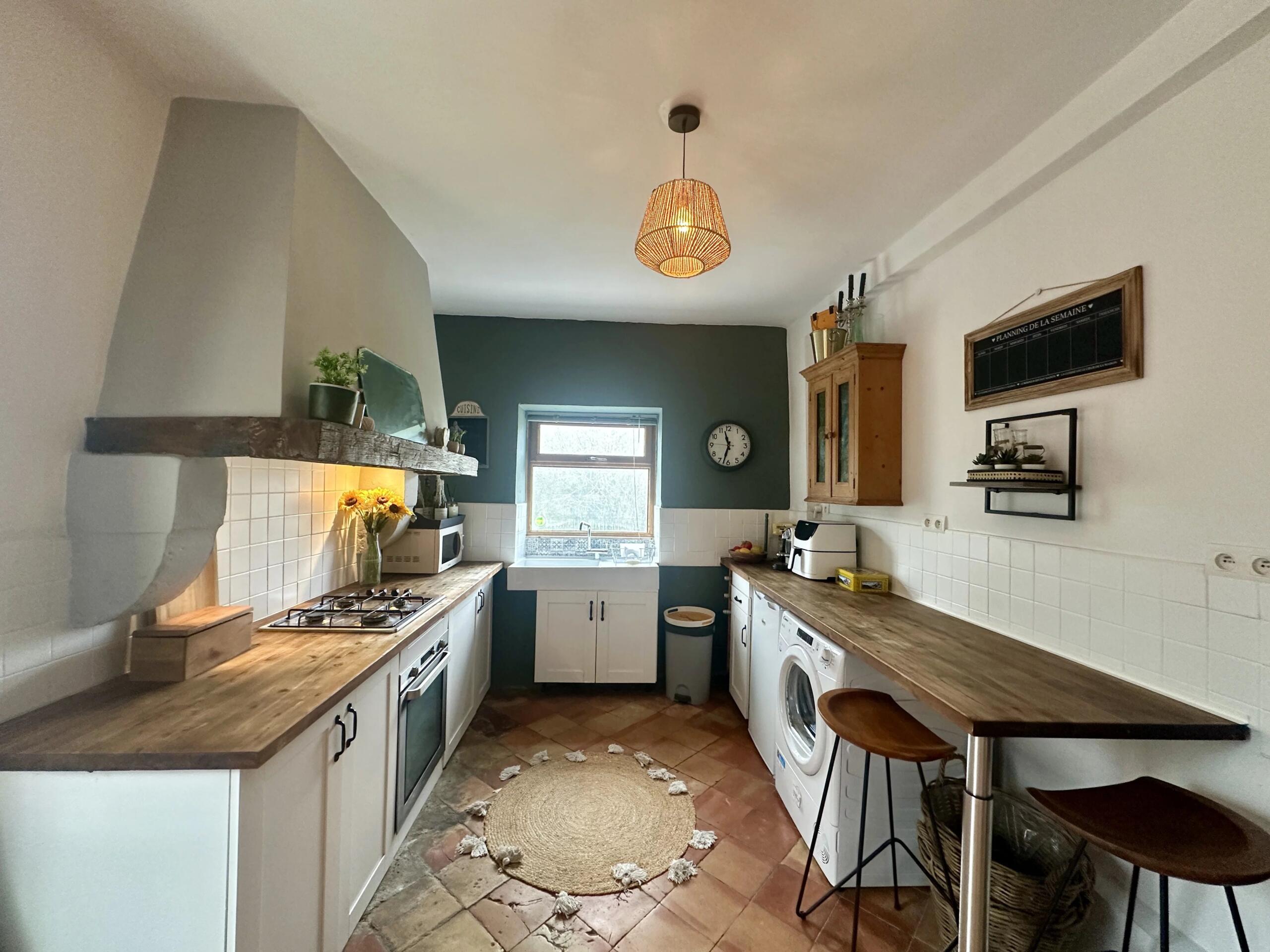 Stone property with guest annexe, barn and swimming pool near Eymet, Aquitaine – France – BVI83589