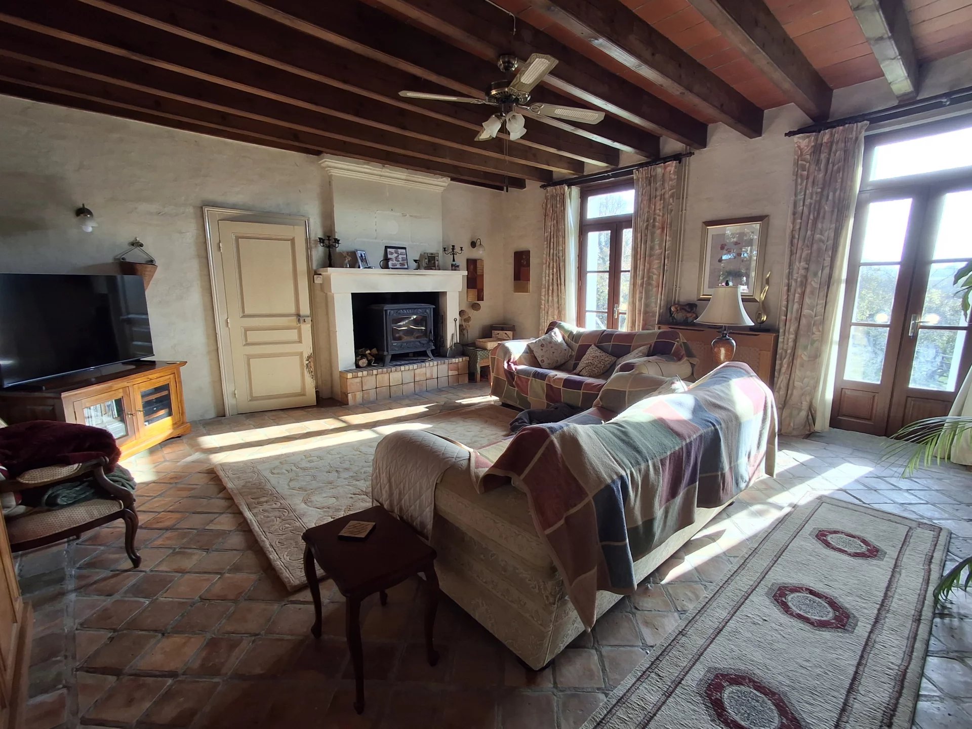 Charming equestrian property with sand school, barns, swimming pool and over 4 hectares of land, Poitou-Charentes – France – BVI82706