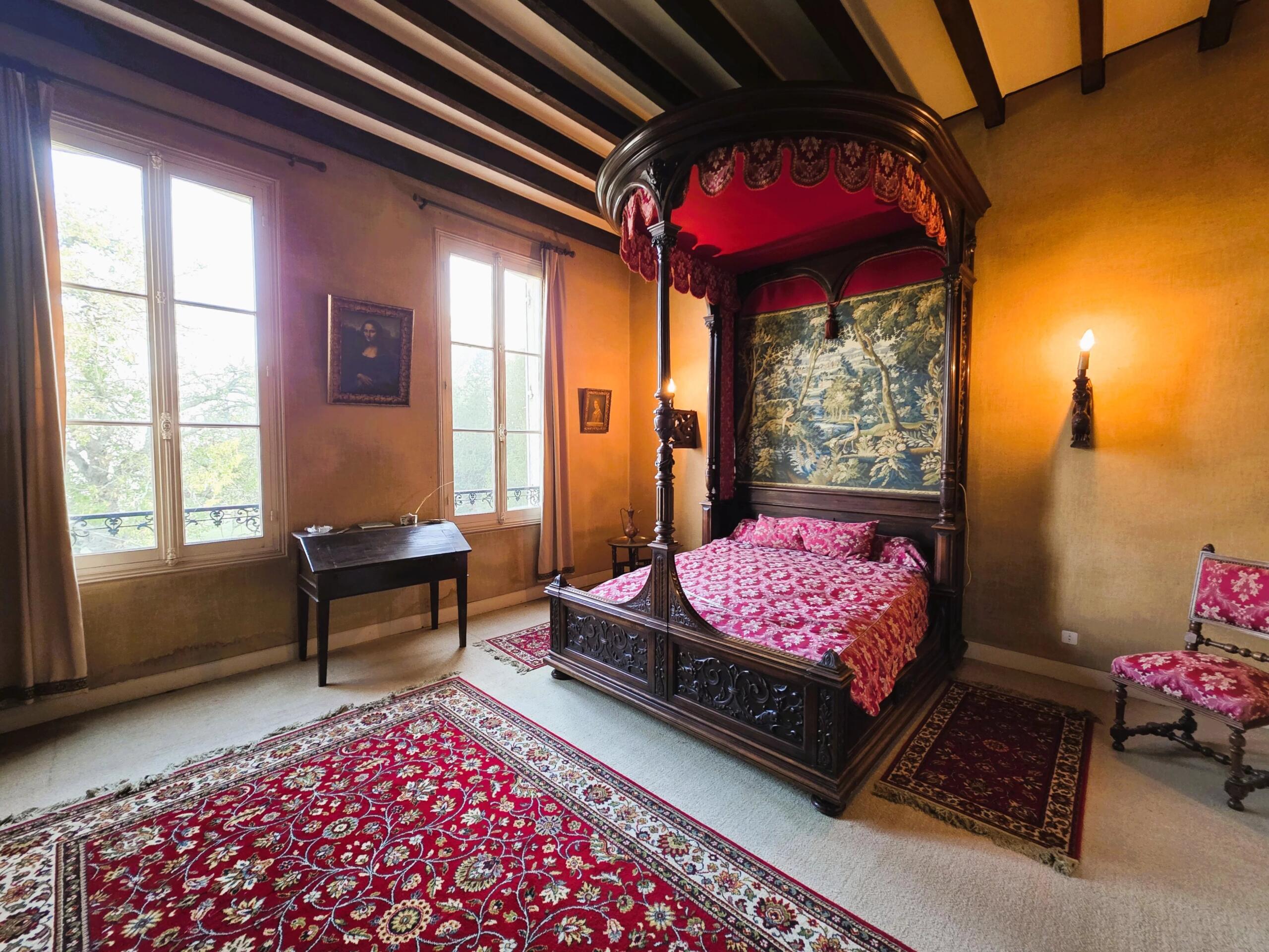 Vineyard Château with Strong Development Potential Close to Bordeaux, Aquitaine – France – BVI83075